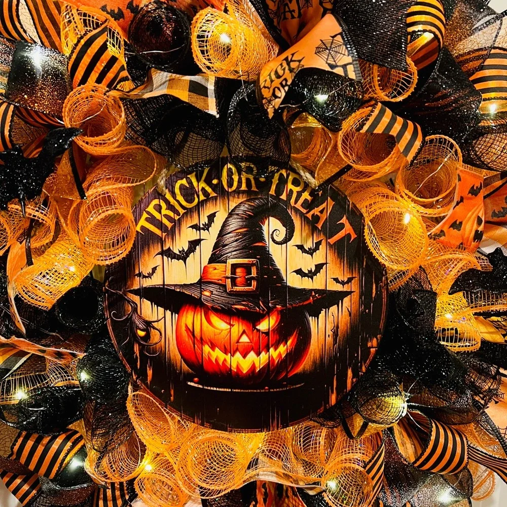 Handmade 22 in Halloween Ribbon Wreath Jack-o-lantern LED Lights W19